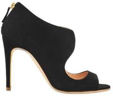 MoyraBootie